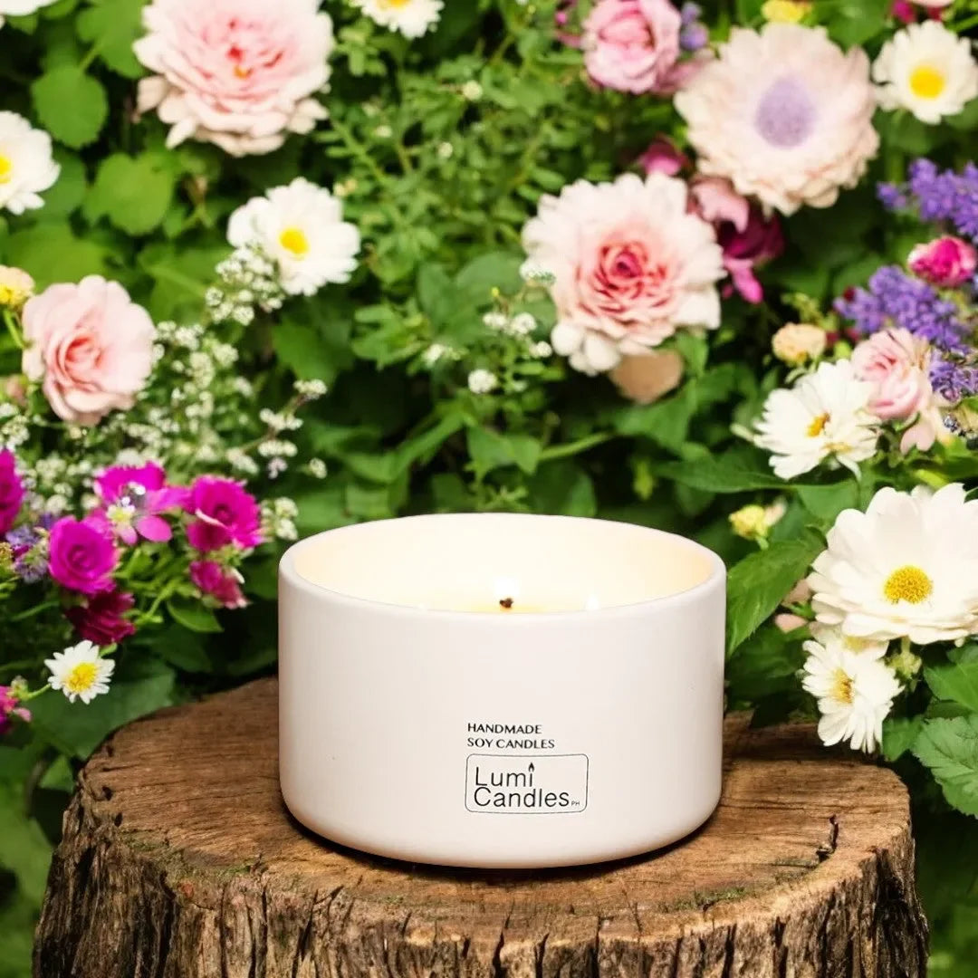 Secret Garden Scented Soy Candle (800ml) – Signature Blend