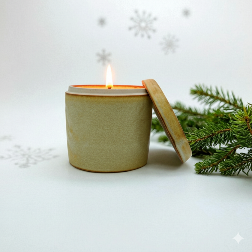 Snowflakes Artisanal Scented Soy Candle Pot - Signature Blend Christmas Scent