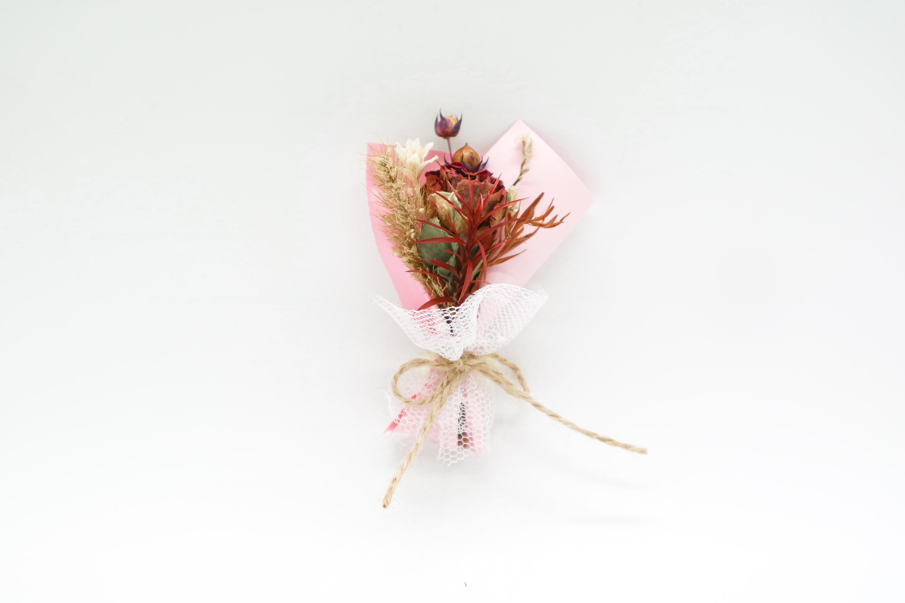 LUMI + Dried Flowers Bundle Package A