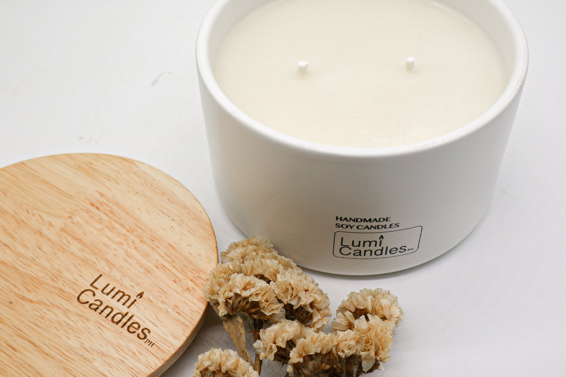 Vanilla Scented Soy Candle (800 ml)